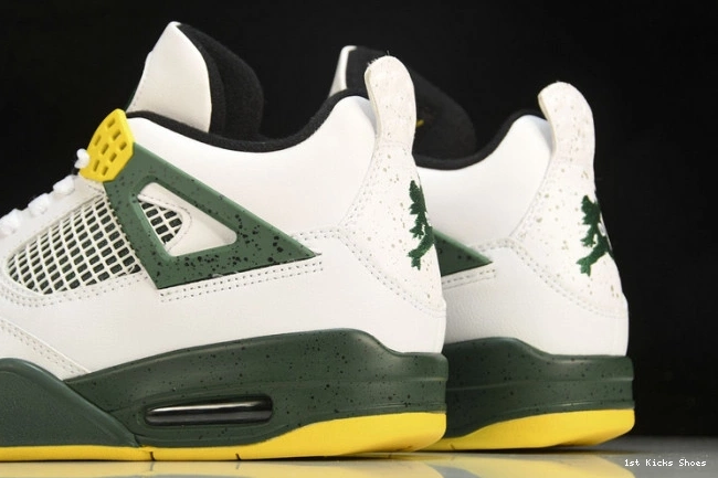 1st Kicks 4 Retro Oregon 257-255275 Ducks Jordan Duckman 0719